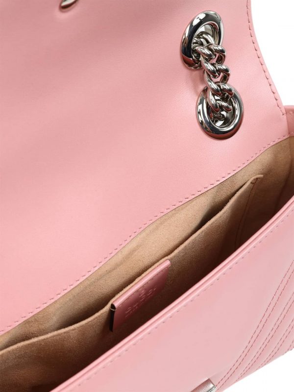 Różowa torebka na ramię