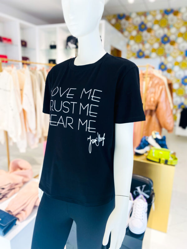 Joanna Muzyk T-shirt LOVE ME BLACK